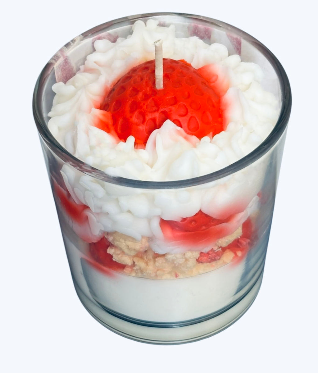 Strawberry Cream Delight Single Wick Coconut Soy Candle